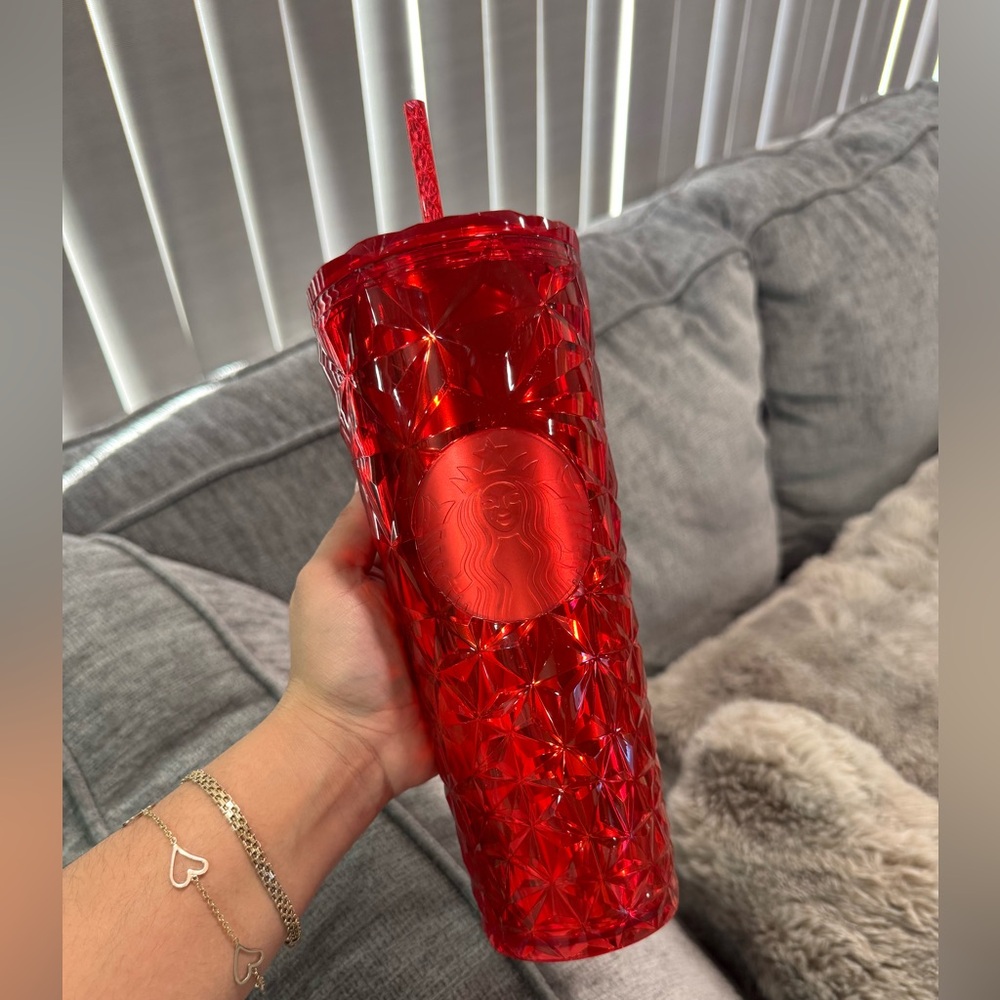SOLD🌼 starbucks winter 2023 poinsettia Red Tumbler with Straw - Picture 9 of 9